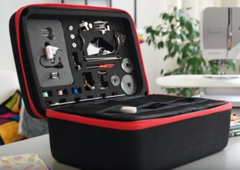 Bernina box / kufr na příslušenství