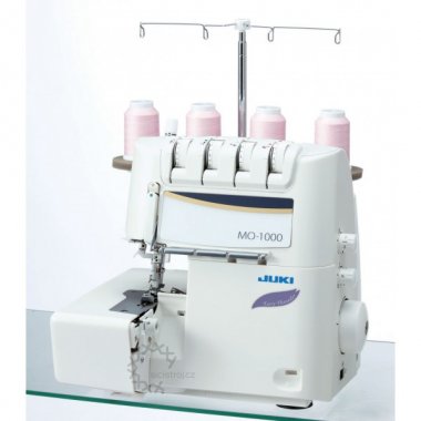 overlock JUKI MO-1000 vystavený