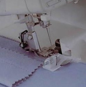 patka pro slepý steh pro overlock Brother XB3624001